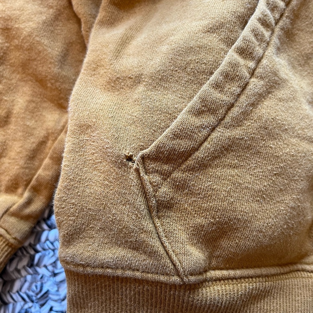 Mountain Hardwear Hoodie – Men’s Size S (Mustard) Organic cotton yellow gold - Picture 10 of 10